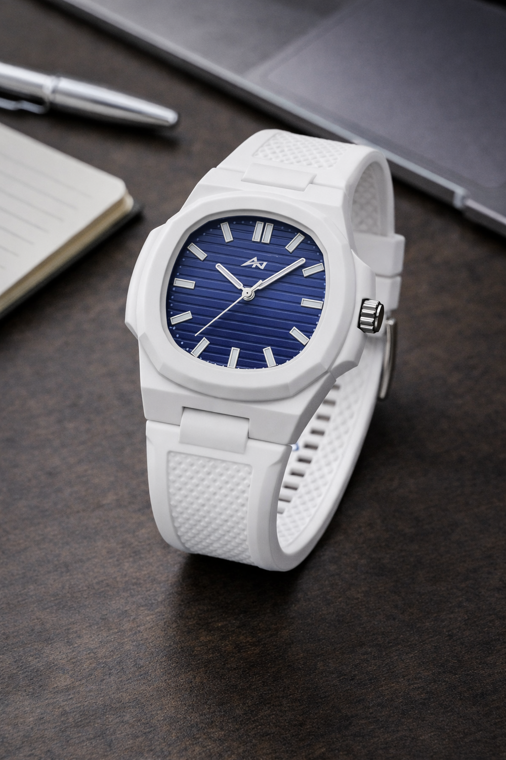 Ashtin Noir “Flex”